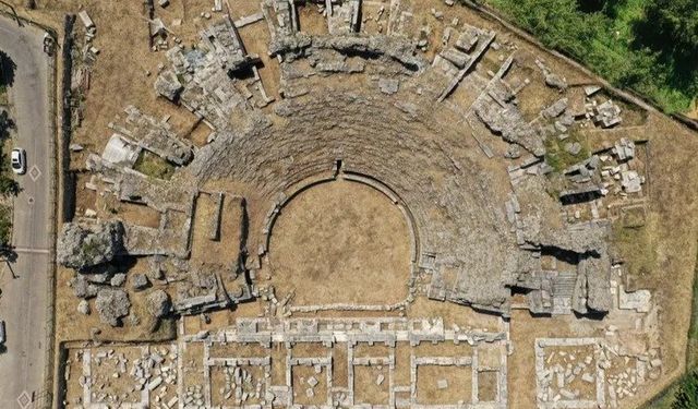 Antik Roma Tiyatrosu, turistlerin en büyük ilgi odağı