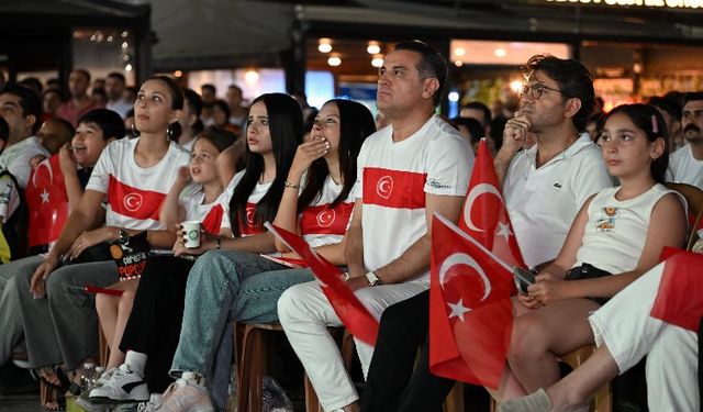 Avrupa Futbol Şampiyonası heyecanı dev ekranlara taşındı