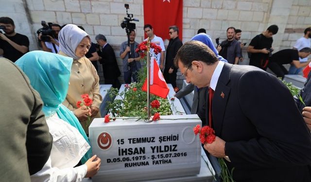 İstanbul Büyükşehir'de 15 Temmuz şehitlerine özel anma