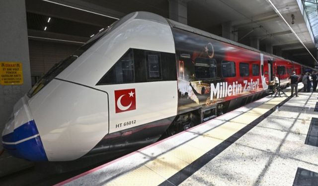 Milli Birlik Treni yola çıktı