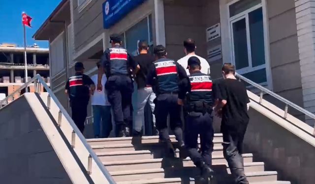 Jandarma Kırklareli'nde 10 günde 519 düzensiz göçmen yakaladı