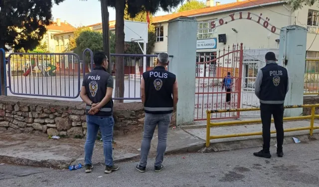 Çerkezköy polisinden okul çevrelerinde sıkı denetim