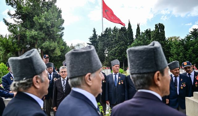 Şehit Pilot Yüzbaşı Cengiz Topel ve Erenköy şehitleri için İstanbul'da anma töreni gerçekleştirildi