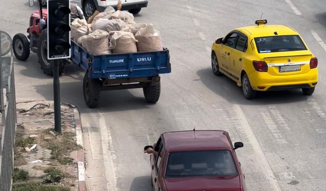 Seyir halindeki araçlardan çevreye çöp atan 68 kişiye ceza uygulandı