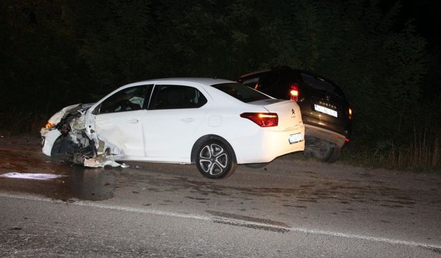 Zincirleme trafik kazasında 7 kişi yaralandı