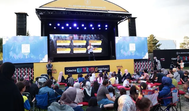 Erzurum Kültür Yolu Festivali yoğun katılımla başladı