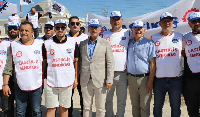 İşçileri kovmakla tehdit eden patrona protesto