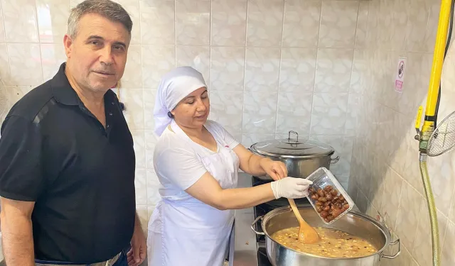 Kestane şekerli aşure geleneği