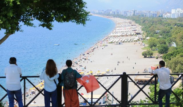 Sıcak hava Sahillerde yoğunluğa neden oluyor