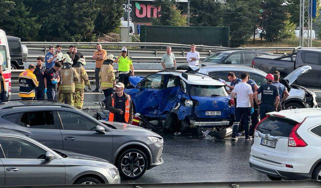 TEM de zincirleme kaza: 2 ölü, 5 yaralı