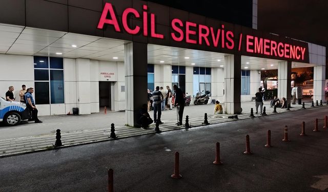 Çerkezköy'de genç kızlar arasında bıçaklı kavga: Göğsünden bıçakladı!