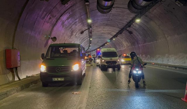 Devrilip sürüklenen motosikletin sürücüsü öldü