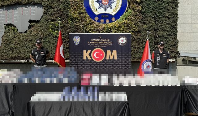 İstanbul'da kaçak ilaç operasyonu... İlaçların piyasa değeri 150 milyon lira!