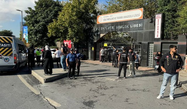 İstanbul'da polisinden okul çevrelerine denetim