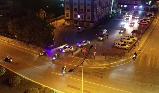 Polis denetiminde 32 sürücüye "gürültü" cezası uygulandı