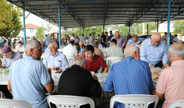 İzmit'te geleneksel mevlit programı düzenlendi