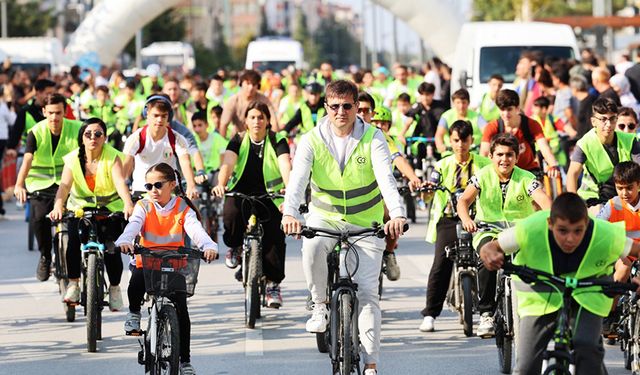 Çerkezköylüler bisiklet ve uçurtma şenliğinde doyasıya eğlendi