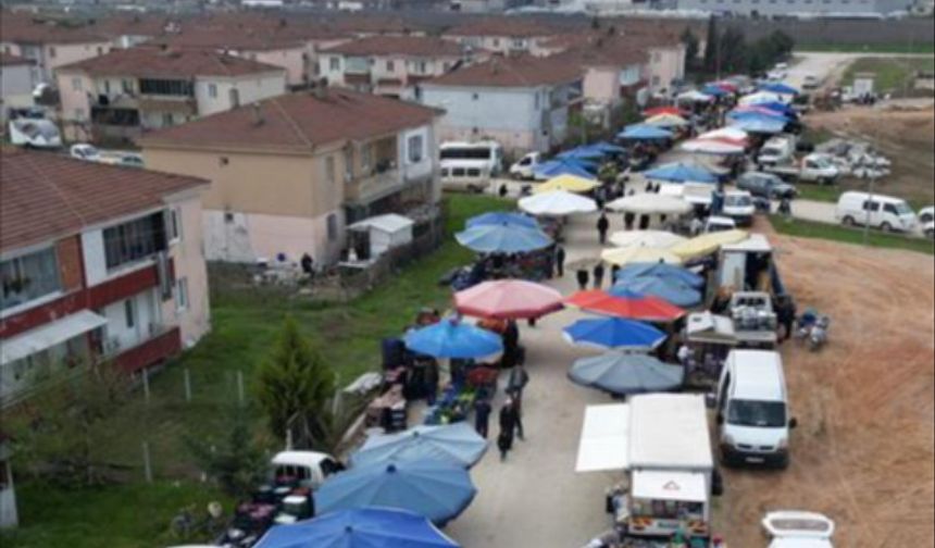 Cumhuriyet Mahallesi semt pazarı ilk kez kuruldu