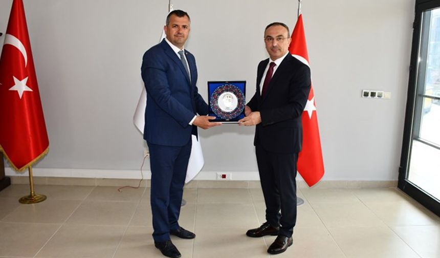 Vali Soytürk, Başkan Taşyasan’ı ziyaret etti
