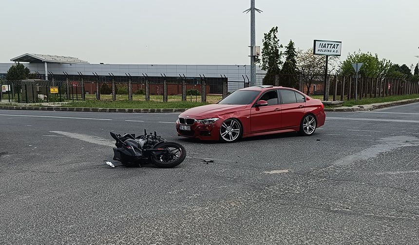 Kazada savrulan motosiklet sürücüsü yaralandı