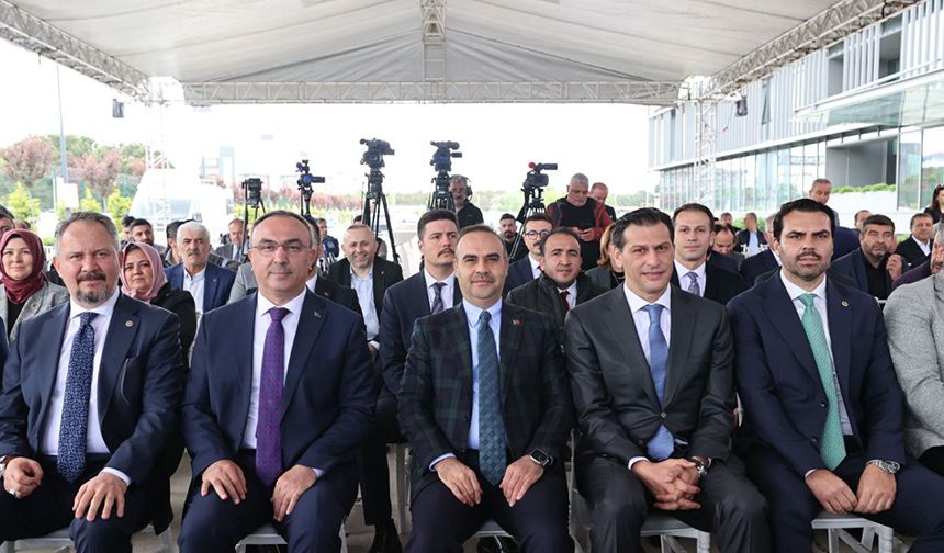 Sanayi ve Teknoloji Bakanı Kacır, Çerkezköy'de fabrika açılışına katıldı