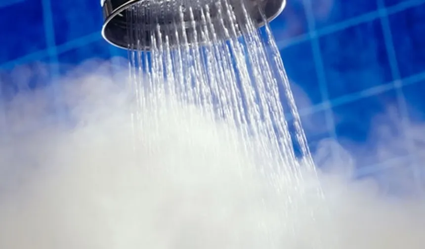 Sıcak suyla duş almak cilde iyi gelmeyebilir